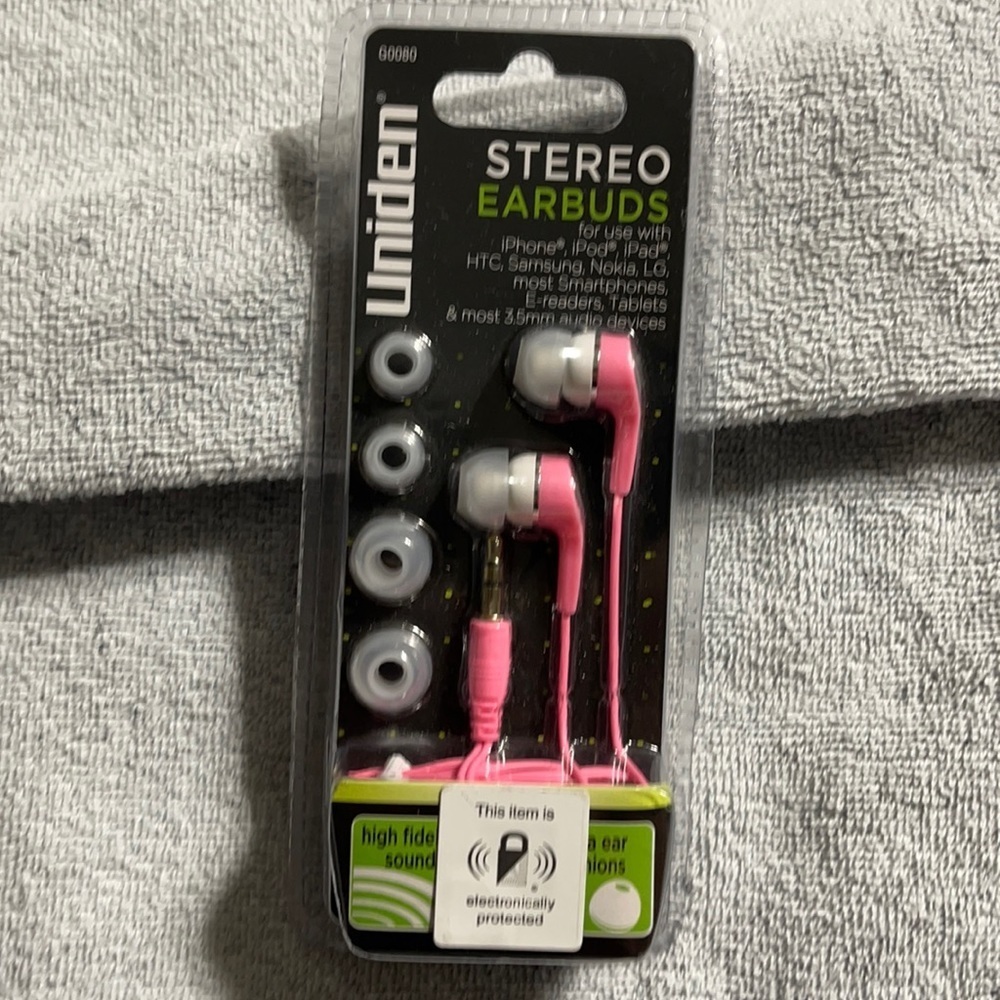 6/$20 New pink stereo earbuds